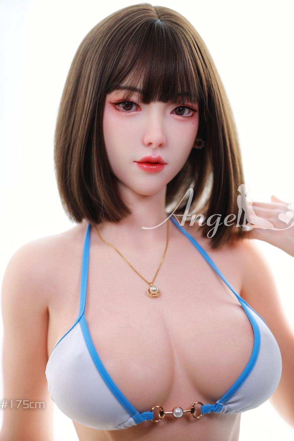 AK Doll 175cm - Aria