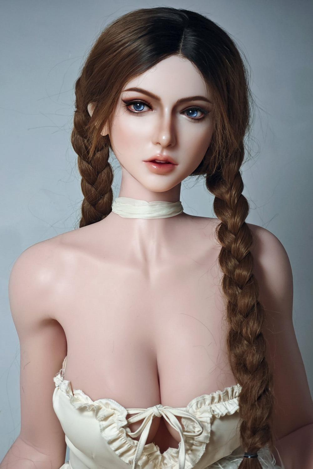 Elsa Babe 160cm - Kat Baccarin