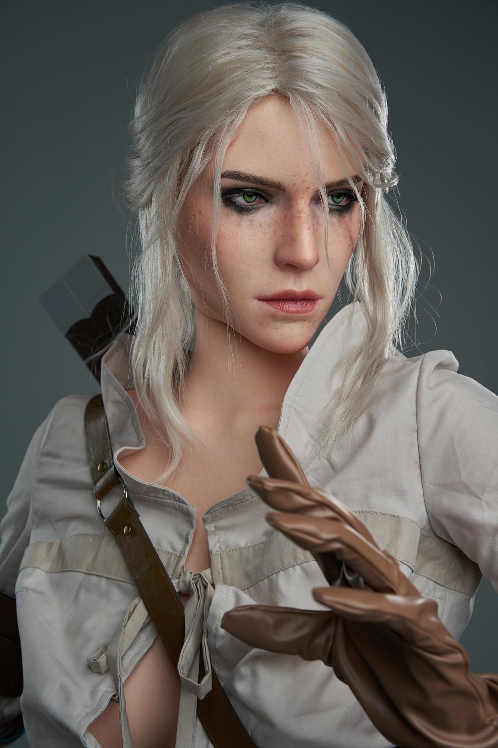 Game Lady 168cm - Ciri