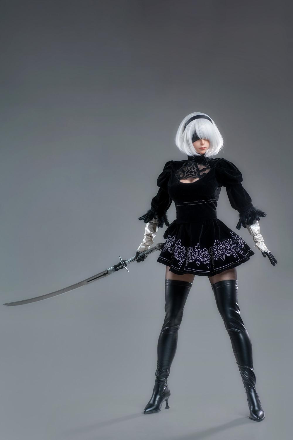 Game Lady 171cm - YoRHa 2B